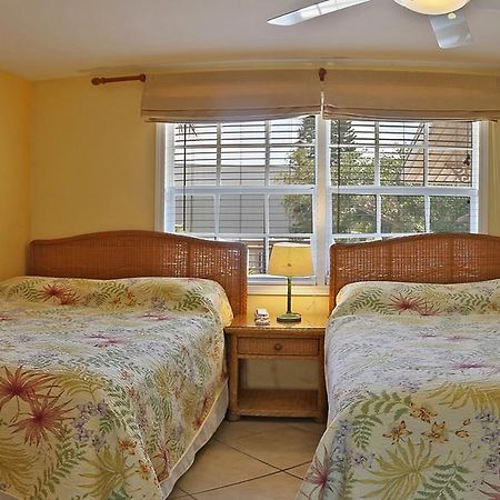 Manatee Bay Inn Форт Майерс Бич Экстерьер фото