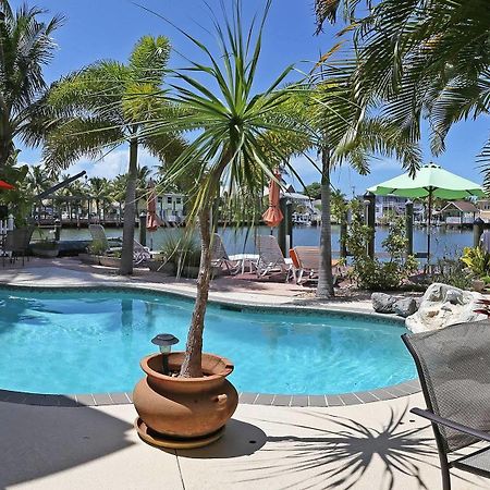 Manatee Bay Inn Форт Майерс Бич Экстерьер фото