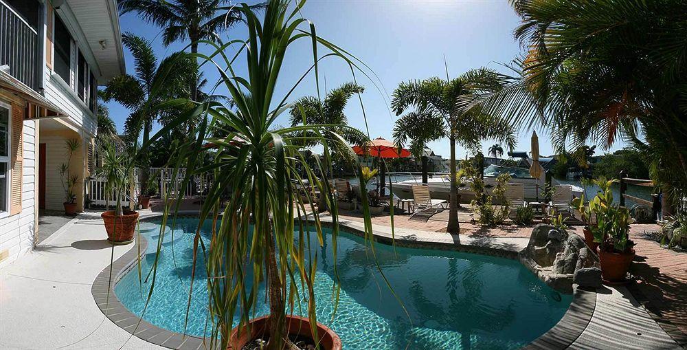 Manatee Bay Inn Форт Майерс Бич Экстерьер фото